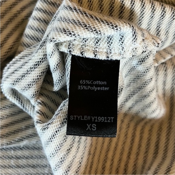 Tuckernuck Pomander Place Langley Roll Neck Top - Picture 3 of 7